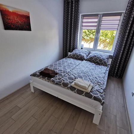 Br Apartamenty Мельно Экстерьер фото