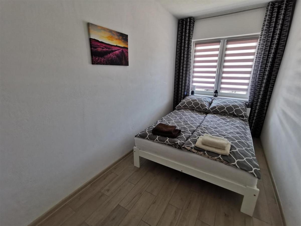 Br Apartamenty Мельно Экстерьер фото